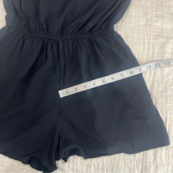 Old Navy Women’s Black Romper Size Small - Picture 12 of 15
